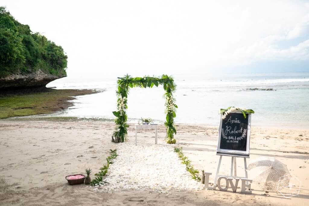 Bali Jak Zorganizowac Slub Na Plazy O Zachodzie Slonca